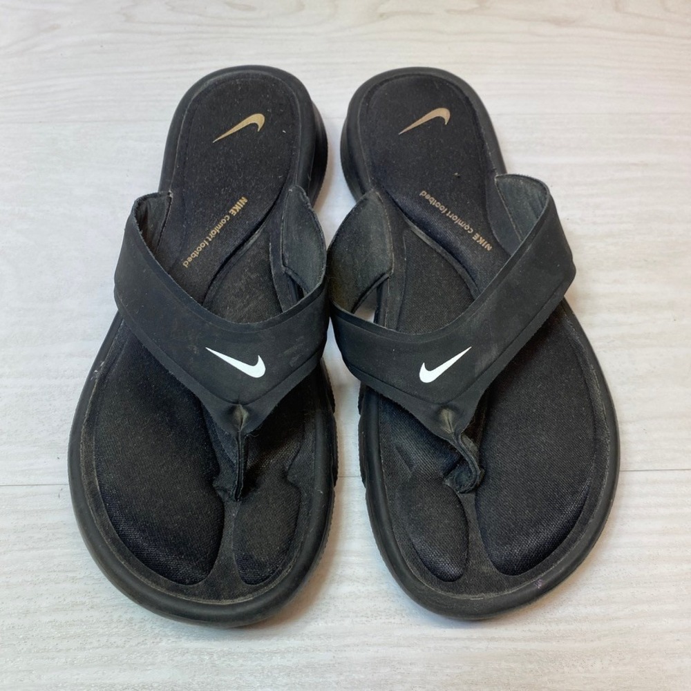 Nike Womens Sz 10 Comfort Footbed Flip Flops Thong Sandals Black 882697-001 Foam